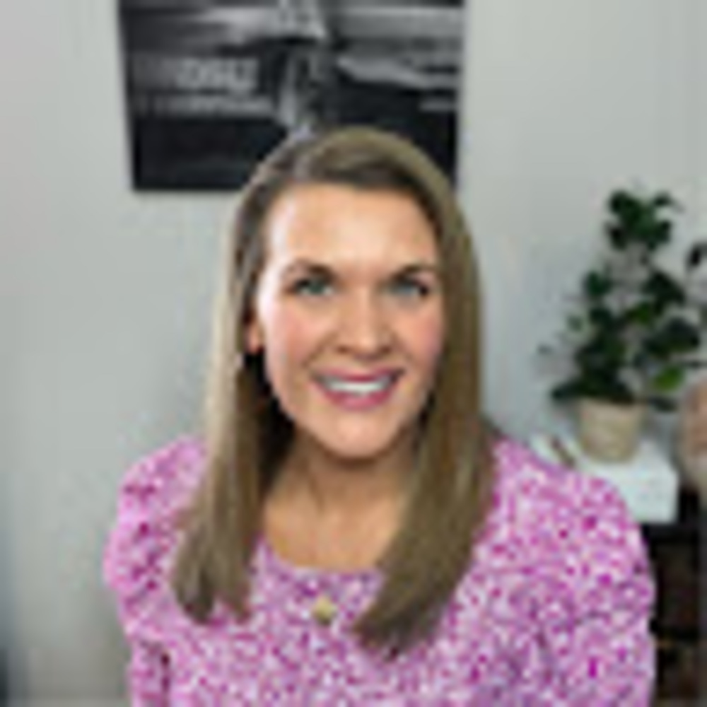 Meet your Posher, Jennifer
